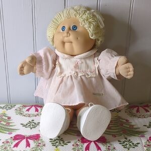 Charming Cabbage Patch Kid Blonde Doll in Soft Pink Dress